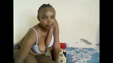 Snapshot of diva_cheupe chatting on May 2026 08:32:02 AM diva_cheupe online show from May 2026 08:32:02 AM