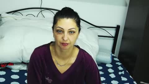 Snapshot of divinafrodita chatting on March 2025 08:51:02 AM Sandra online show from March 2025 08:51:02 AM