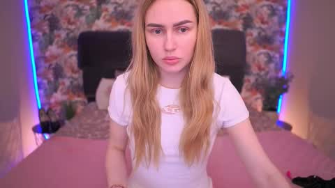 DivineJasss online show from March 2026 09:32:01 PM