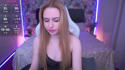 DivineJasss online show from April 2026 08:39:01 PM