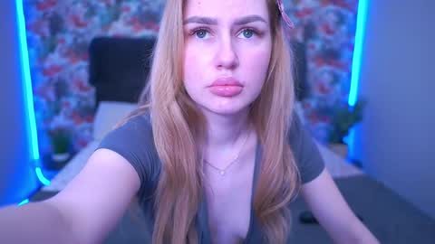 DivineJasss online show from April 2026 08:47:01 PM