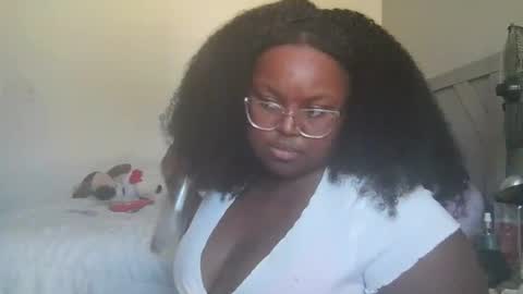 divinenicole22 online show from November 2025 06:03:02 PM