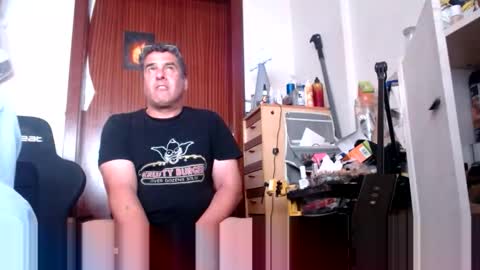 Snapshot of divitimido chatting on May 2026 02:45:01 PM divitimido online show from May 2026 02:45:01 PM