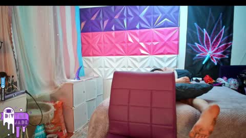 Jade Divyne online show from December 2024 02:01:02 PM