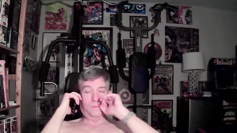 dix_handley_50 online show from February 2025 05:47:01 AM