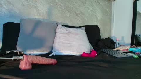 Sofia  online show from February 2026 02:06:01 PM