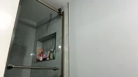 Snapshot of dixkzilla chatting on November 2025 06:30:01 PM dixkzilla online show from November 2025 06:30:01 PM