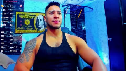 Dixon online show from October 2025 02:42:02 AM