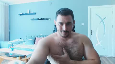 STR8 BOYv online show from October 2025 10:45:01 AM