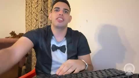 Djonson  online show from October 2025 06:25:02 PM