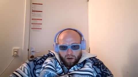 djschoor online show from October 2025 07:25:01 PM