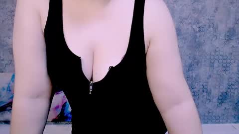 djullia online show from January 2025 03:14:02 PM