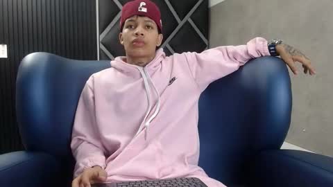 Snapshot of dogan_renz0 chatting on February 2026 07:23:02 PM Dogan online show from February 2026 07:23:02 PM