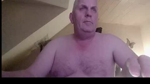 doggy2629 online show from March 2026 07:39:01 PM