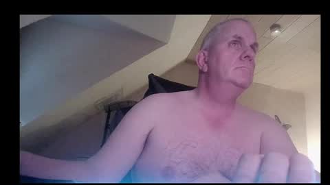 doggy2629 online show from May 2026 07:19:02 PM