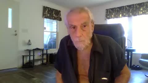 Snapshot of dogluc7 chatting on December 2024 07:28:01 PM dogluc7 online show from December 2024 07:28:01 PM