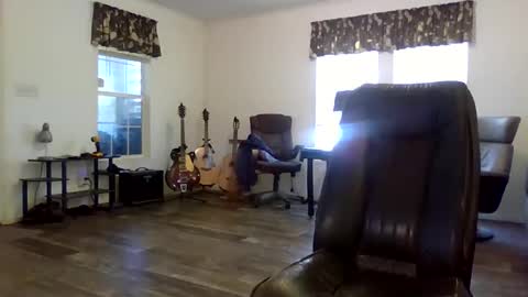 Snapshot of dogluc7 chatting on January 2025 06:07:01 PM dogluc7 online show from January 2025 06:07:01 PM