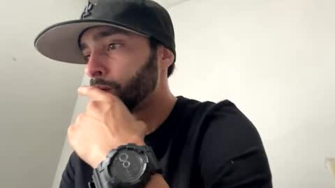 Snapshot of doingmek9 chatting on November 2025 03:22:01 PM doingmek9 online show from November 2025 03:22:01 PM