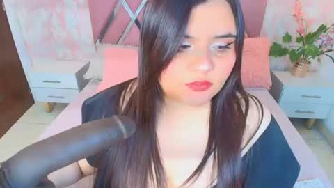 Snapshot of dolce_pearl chatting on June 2026 02:38:01 AM Dolce Pearl online show from June 2026 02:38:01 AM