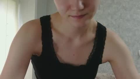 dolcezza_ online show from June 2026 01:20:02 PM