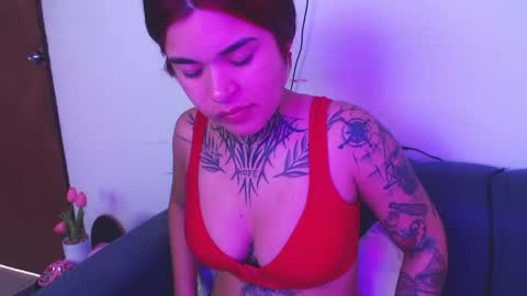 Snapshot of doll_and_thebrown chatting on May 2026 01:05:01 PM doll_and_thebrown online show from May 2026 01:05:01 PM