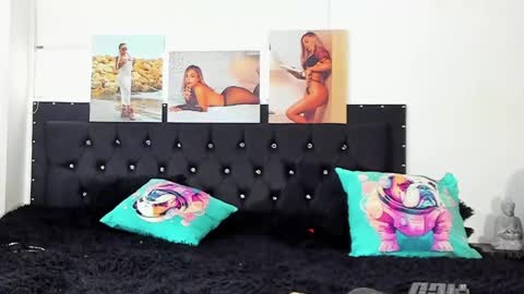 C E L E S T E  online show from January 2025 04:14:02 PM