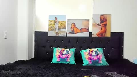 C E L E S T E  online show from February 2025 06:05:02 PM