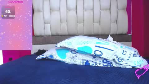 Heilen Niikol online show from March 2025 03:35:01 PM