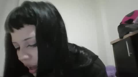 doll_dollys_ online show from March 2026 11:31:01 PM