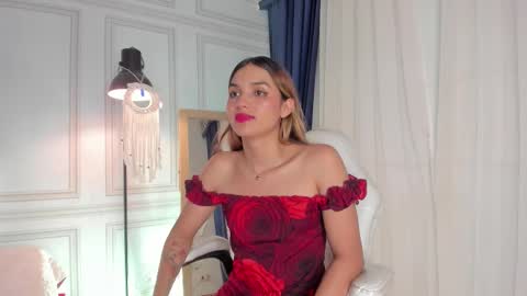 Snapshot of doll_isa_ chatting on November 2025 07:27:01 PM doll_isa_ online show from November 2025 07:27:01 PM