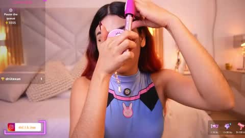 doll_kira_ online show from May 2026 03:19:01 PM
