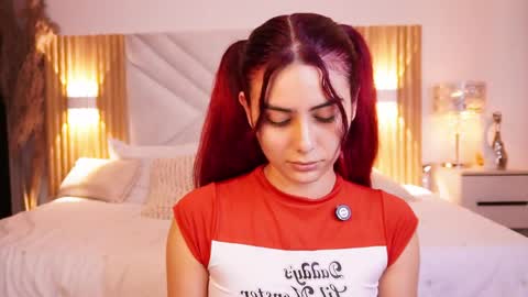 doll_kira_ online show from May 2026 02:23:01 PM