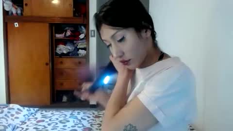 Catherine XXX online show from April 2026 07:01:01 AM