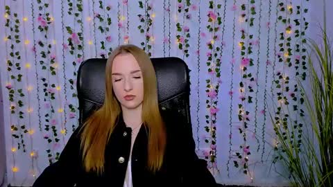 doll_vey online show from March 2025 03:26:01 PM