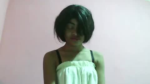 Snapshot of dollepoupee chatting on October 2025 06:20:02 AM dollepoupee online show from October 2025 06:20:02 AM