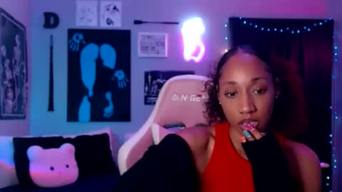 Snapshot of dollfacebeauty_x chatting on May 2026 02:52:02 AM Princess DollfaceBeauty online show from May 2026 02:52:02 AM