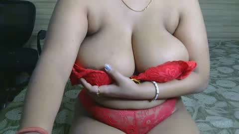 dolly_2 online show from March 2025 10:35:01 AM