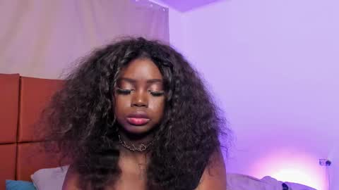 emily --  online show from December 2024 10:51:01 PM