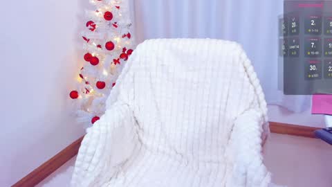 Snapshot of dollyemy chatting on December 2024 07:22:01 PM Emily new inst justmilyyy online show from December 2024 07:22:01 PM