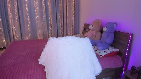 Dollya online show from April 2026 01:31:01 PM