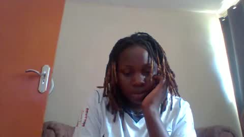 dollyvee online show from May 2026 10:55:02 AM