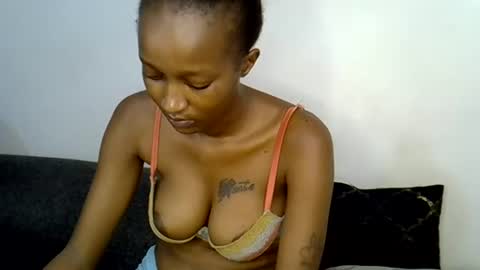 Snapshot of dolsexy chatting on June 2026 01:00:02 AM dolsexy online show from June 2026 01:00:02 AM