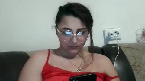 Snapshot of dolytorres chatting on February 2026 11:34:02 PM Doly online show from February 2026 11:34:02 PM