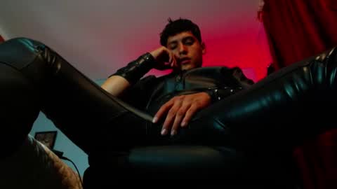 Diego Castell online show from March 2026 01:25:01 PM