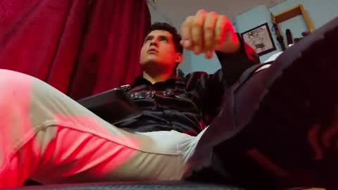 Diego Castell online show from June 2026 06:52:01 PM
