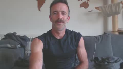 Snapshot of dombolio chatting on May 2026 01:16:02 PM Dombol online show from May 2026 01:16:02 PM