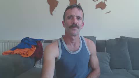 Snapshot of dombolio chatting on May 2026 04:12:01 PM Dombol online show from May 2026 04:12:01 PM