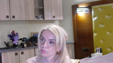 Snapshot of domcaprisse chatting on April 2026 12:29:02 PM domcaprisse online show from April 2026 12:29:02 PM