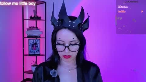 Mistress online show from February 2026 06:14:01 PM