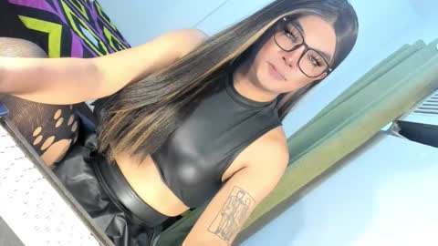 ANGELA online show from October 2025 08:58:02 AM